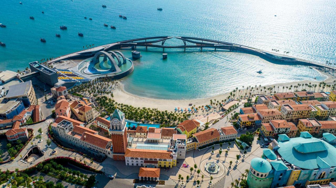 Mellon Oasis Phu Quoc Hotel ภายนอก รูปภาพ