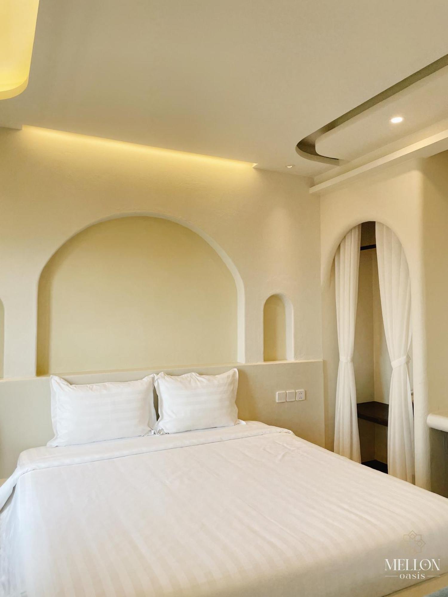 Mellon Oasis Phu Quoc Hotel ภายนอก รูปภาพ